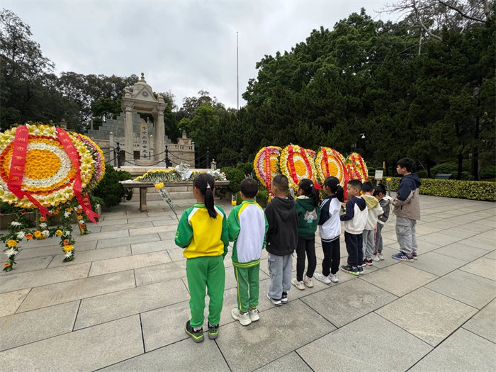 緬懷英烈志，傳承民族魂—黃花崗七十二烈士陵園祭奠活動(dòng)  -2